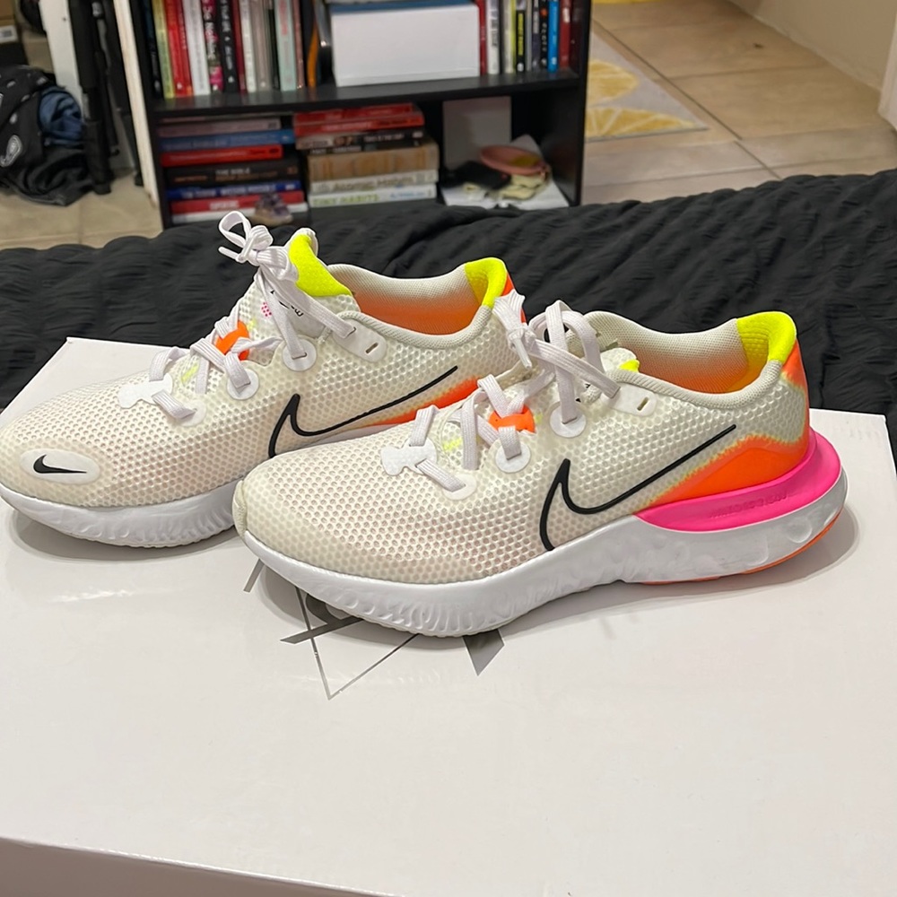 Nike renew